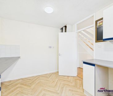 3 bedroom terraced house to rent - Photo 5