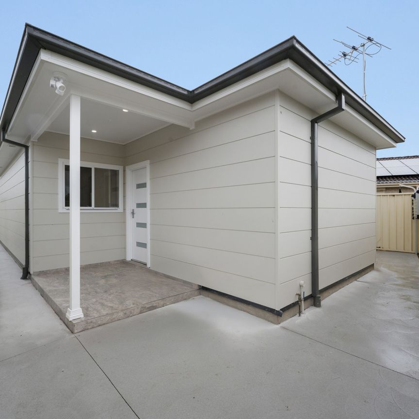 Brand New Granny Flat With 2 Toilets - Photo 1