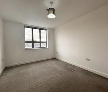 2 Bedroom Apartment To Let - Photo 1