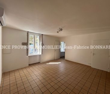 Location Appartement 2 pièces 38m² VALREAS 84600 - Photo 1