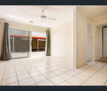 2/4 Hedges Avenue, Mermaid Beach, Qld 4218 - Photo 5
