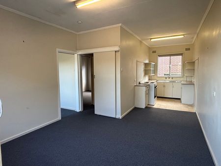 Walk Everywhere! - Photo 4