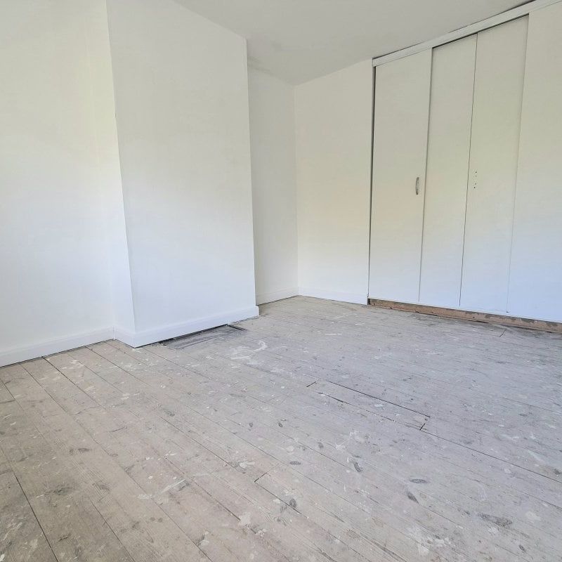 Cousin Lane - Photo 1