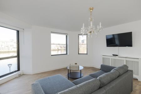 3 bedroom apartment to rent - Photo 2