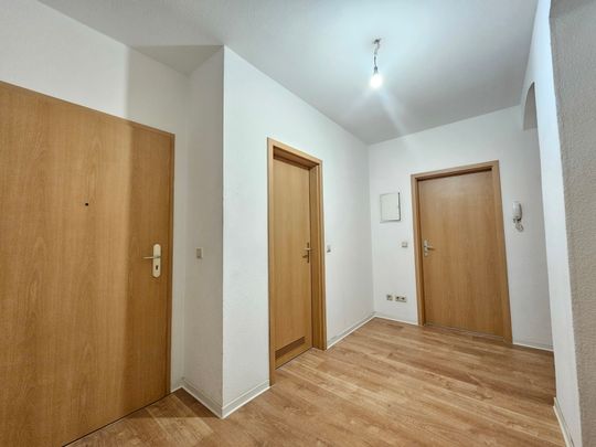 Schöne Wohnung in zentraler Lage mit Balkon - Foto 1