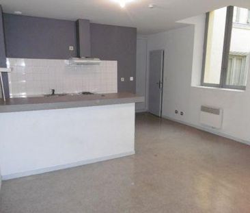 Location - Appartement - 2 pièces - 42.00 m² - montauban - Photo 6