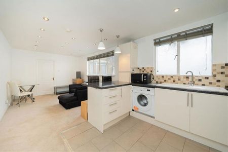 1 bedroom flat to rent - Photo 4