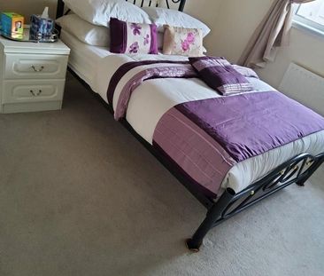 Room in a Shared House, Bonnington Walk, BS7 - Photo 1