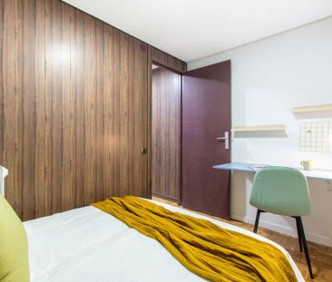 Calle del Pez Austral, Madrid, Community of Madrid 28007 - Photo 2