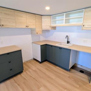 Immeuble - 448-456 Principale Nord Richmond 3 Et Demi Refait à Neuf - Richmond - Photo 2