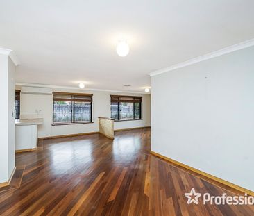 Stunning 4-Bedroom Home in Ellenbrook! - Photo 1