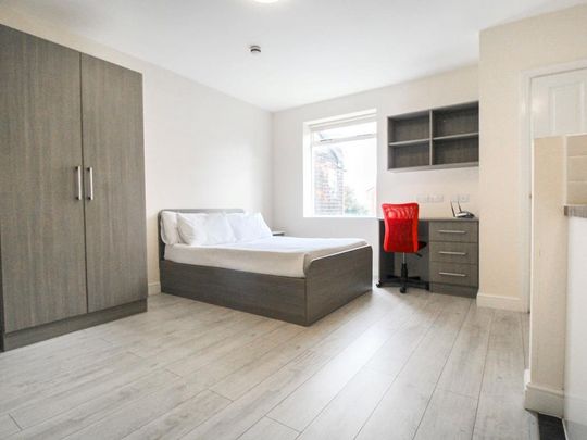 Studio to rent - Photo 1