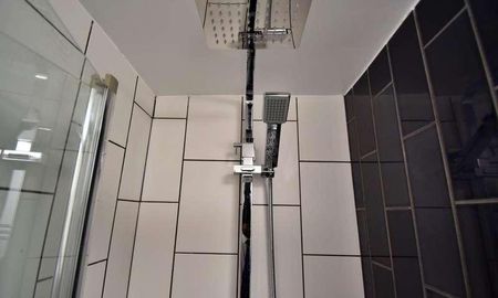 Winchester City Centre, SO23 - Photo 2