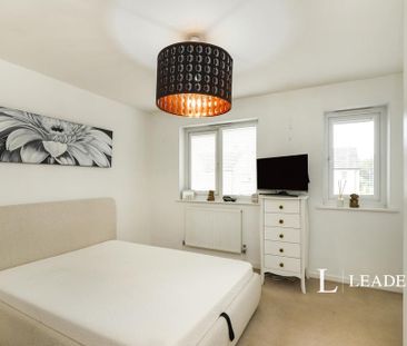 2 bedroom end of terrace house to rent - Photo 5