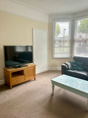 2 bedroom maisonette to rent - Photo 5