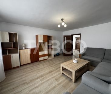 Casa de inchiriat cu 5 camere teren propriu 500 mp Lazaret S - Fotografie 2