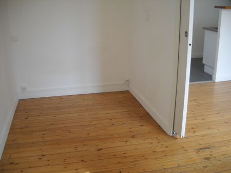 Location Appartement 1 pièce 32m² NANTES 44000 - Photo 4