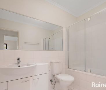 Your Toowong Retreat: Spacious, Modern & Conveniently Located! - Photo 5