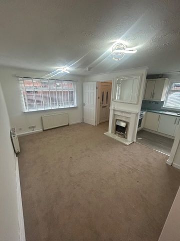 2 Bed End Terrace, Elderpark Gardens, G51 - Photo 2