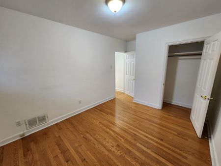 For Lease - 394 Paliser Crescent, Richmond Hill, Ontario - Photo 4