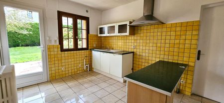 Location Maison 6 pièces 109m² EVREUX 27000 - Photo 3