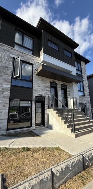 Condo haut de gamme à St-Jérôme 5 1/2 - Photo 1