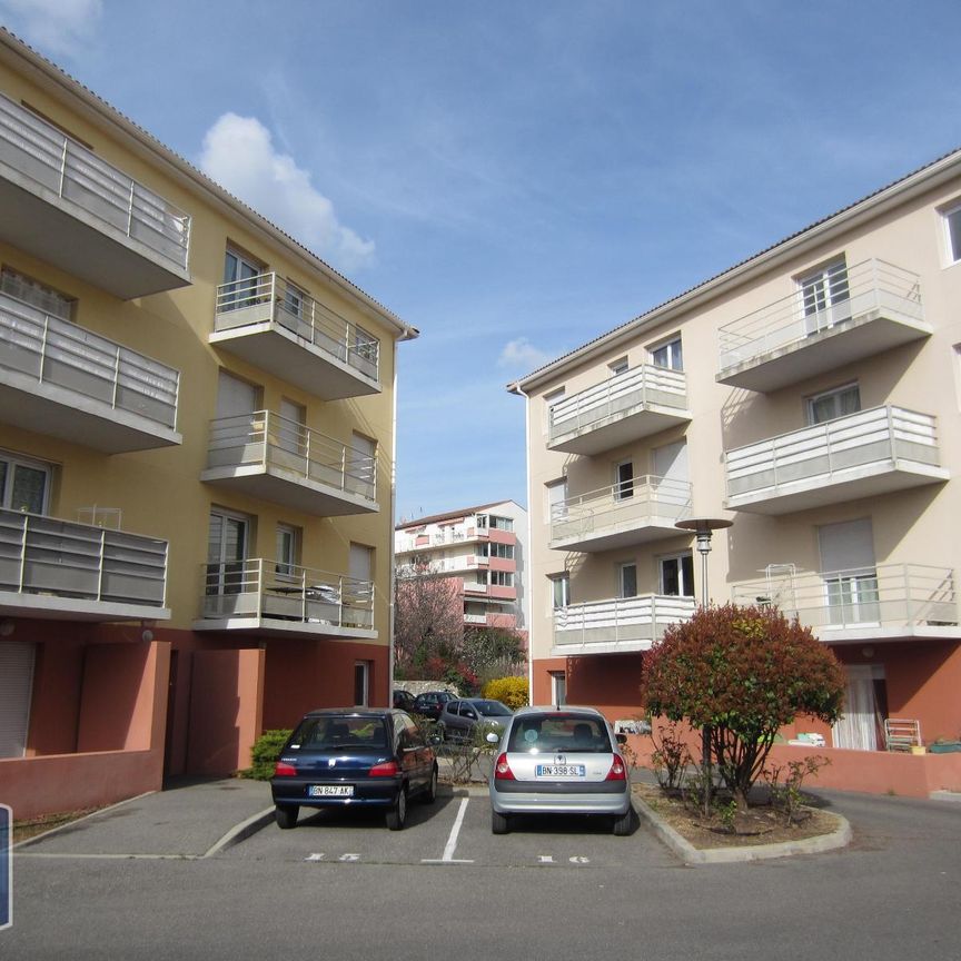 Location Appartement 2 pièces 46m² DIGNE LES BAINS 04000 - Photo 2