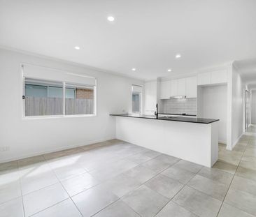 Modern Lifestyle & Coastal Convenience - Photo 4