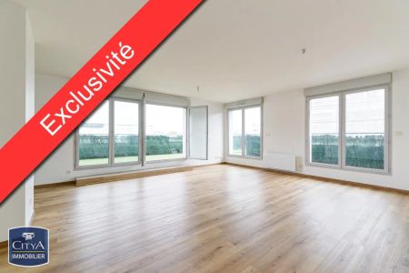 Appartement à louer 5 pièces 117.29m² - Photo 2