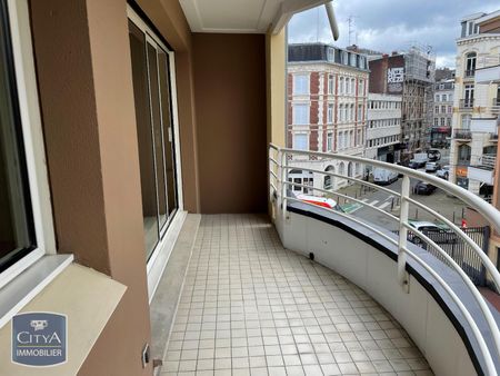 Location Appartement 3 pièces 68m² LILLE 59000 - Photo 4