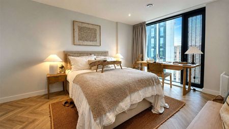 AVAILABLE NOW | 4 WEEKS RENT CREDIT AVAILABLE | BRAND NEW APARTMENTS | PET FRIENDLY | 24-HOUR CONCIERGE | LUXURY AMENITIES | VIEW NOW! - Photo 4