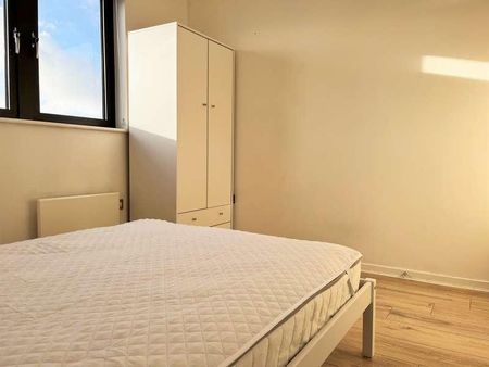 Kings Road, Swansea, SA1 - Photo 5