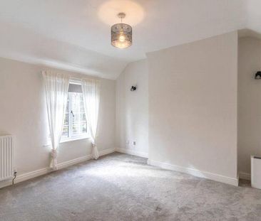 2 bedroom end of terrace house to rent - Photo 1