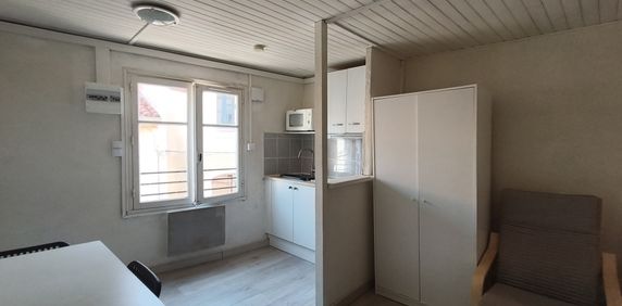 Location Appartement 1 pièce 16m² NARBONNE 11100 - Photo 2