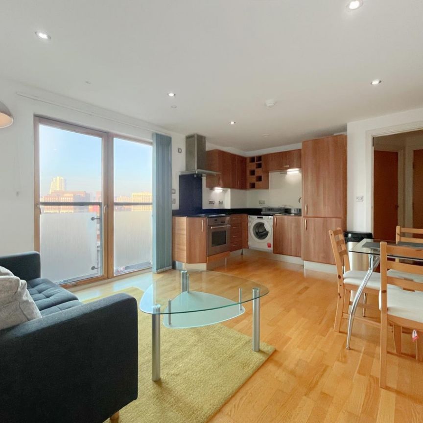 1 bedroom Flat To Let - Photo 1