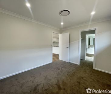 73A Firetail Street, South Nowra NSW 2541 - Photo 3