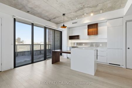 383 Sorauren Avenue #707 - Photo 3