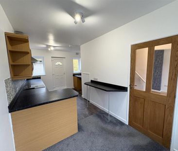 3 bedroom terraced house to rent - Photo 2