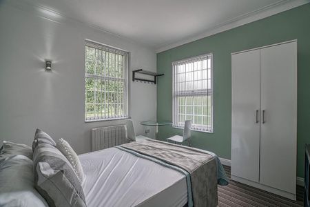 1 bedroom in a house share to rent - Photo 5