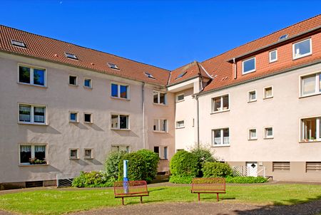 Wir renovieren für Sie! Tapete+Laminat - Foto 4