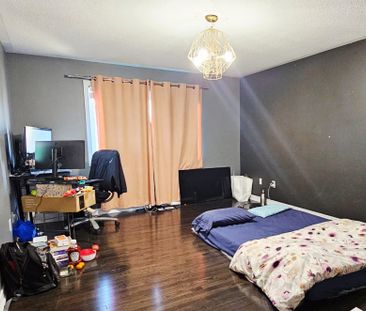 For Lease - 38 Wasaga Road, Brampton, Ontario - Photo 4