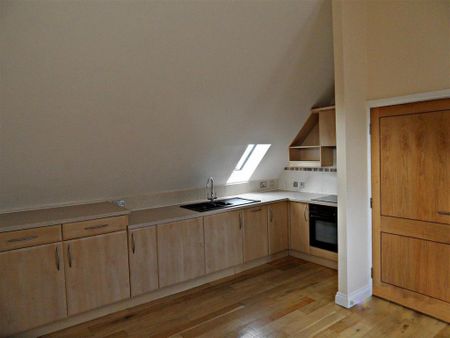 1 bedroom private hall to rent - Photo 2