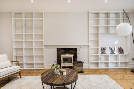 2 Bed Flat, Lee Terrace, SE3 - Photo 3