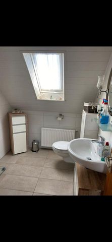 Schöne helle Dachgeschosswohnung (warm) - Photo 3