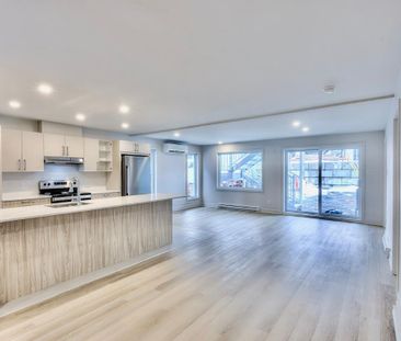 CONDO 5 1\2 FLAMBANT NEUF + 5 ÉLECTRO INCLUS + GRAND BALCON + STATI... - Photo 2