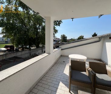 Große und helle 4 Zimmerwohnung mit Dachterrasse - Betriebsgelände in Dietzenbach - Photo 4