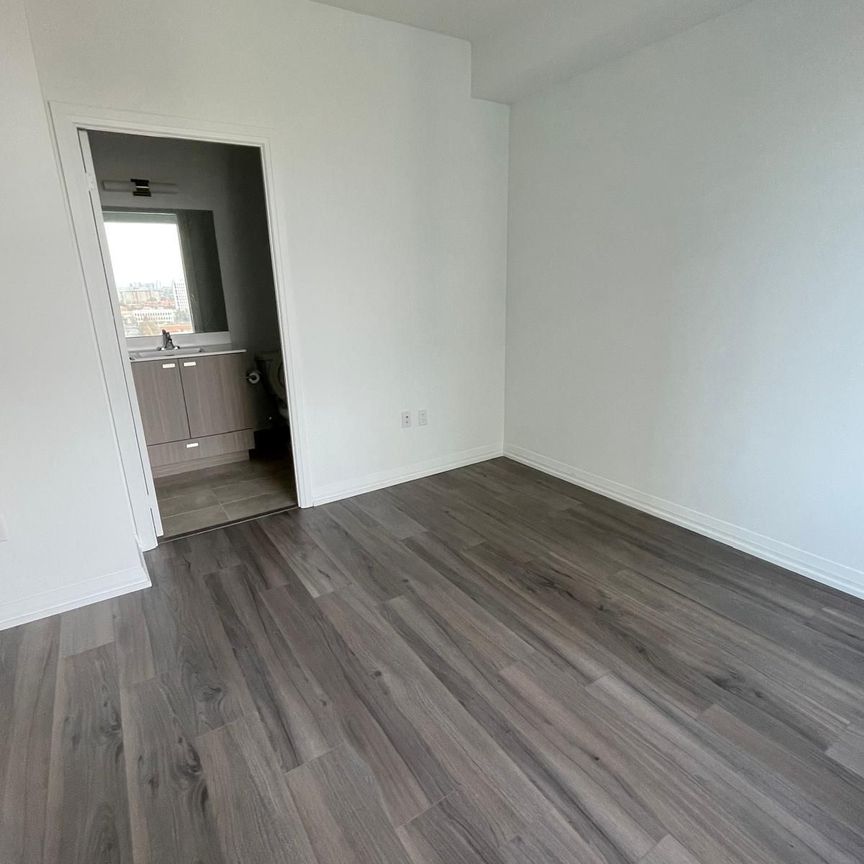 For Lease - 60 Ann O'reilly Road Unit# 1363, Toronto, Ontario - Photo 1