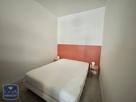 Location Appartement 1 pièce 29m² ST ETIENNE 42000 - Photo 2