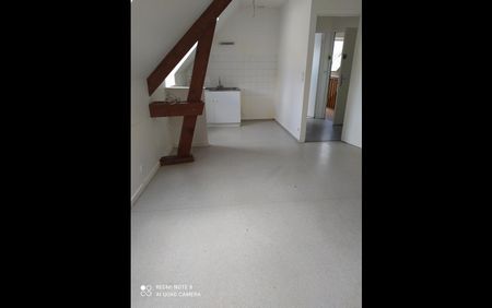 Location Appartement Studio 35 m² Le Blanc - Photo 2