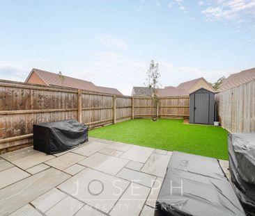 3 bedroom end of terrace house to rent - Photo 3